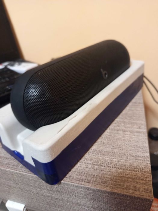 Apple Beats Pill + /BeatsByDr.Dre/