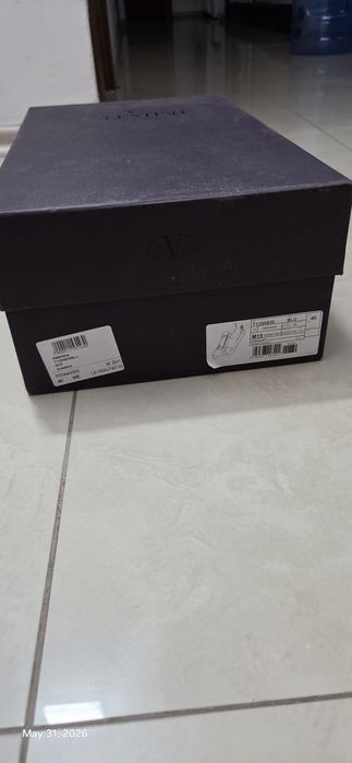 Adidași Valentino