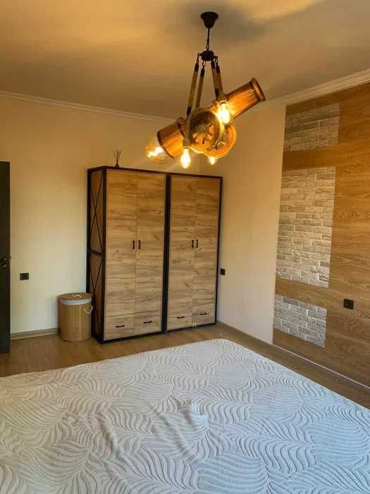 Ойбек метро 3 комнат Аренда Мирабад цум Тараса шевченко ЧИСТАЯ