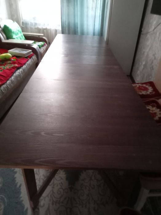 Продам стол состояние хорошее