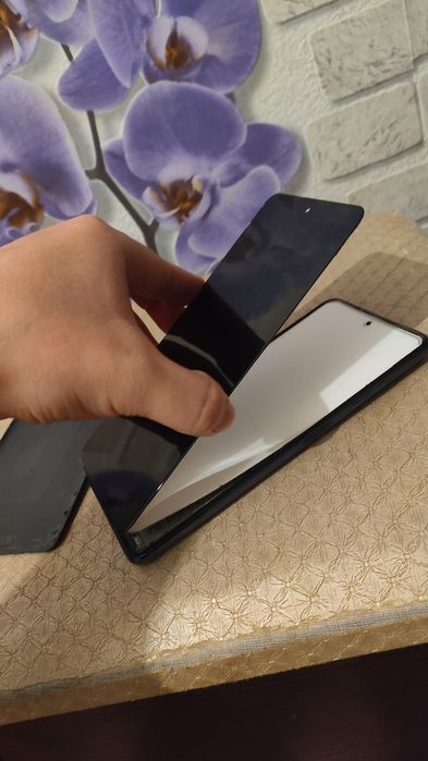 Poco x3 nfc 6ram 128gb экран выгорел не работают ..надо купить экран