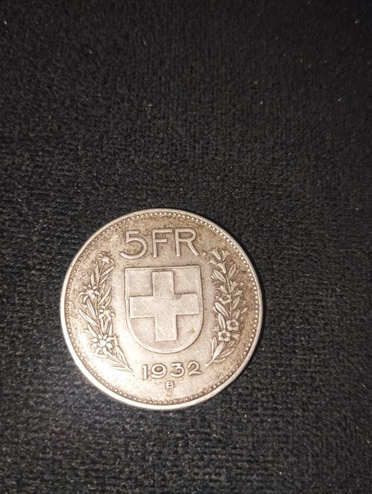 Пет Швейцарски франка