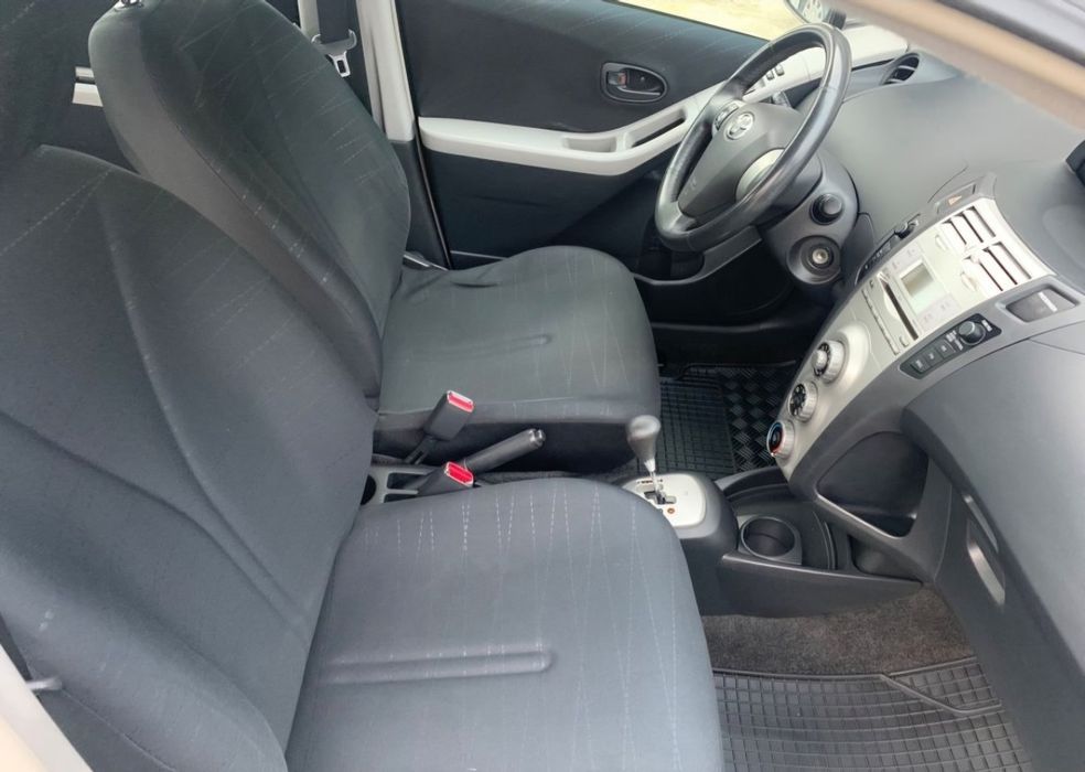 Toyota Yaris Automata 1.3 benzina, 88cp ,168000 km !