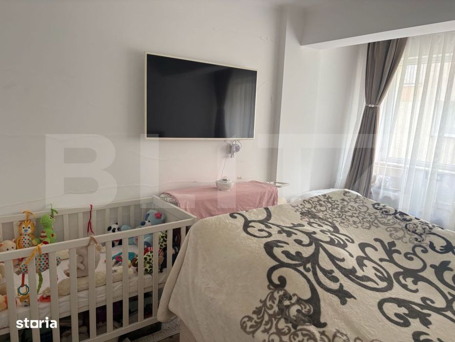 Apartament semidecomandat cu 3 camere, 60 mp, garaj, zona Porii