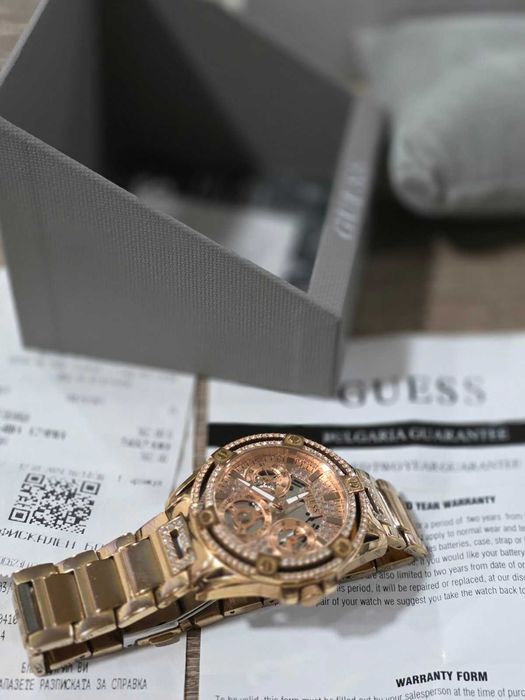 Дамски часовник Guess