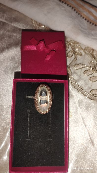 Продается позолоченное кольцо.