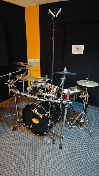 Sala de repetitii pentru artiști muzicieni, Bucuresti