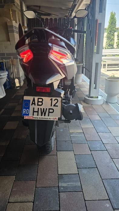 Vând Scuter Sym an 2022