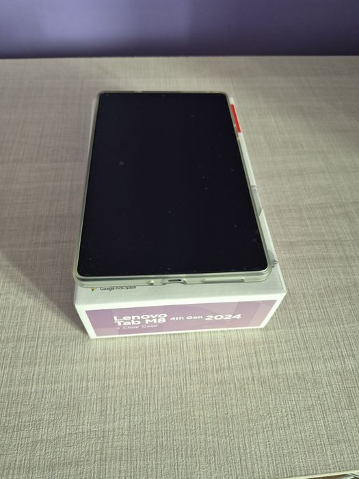 Таблет Lenovo Tab M8