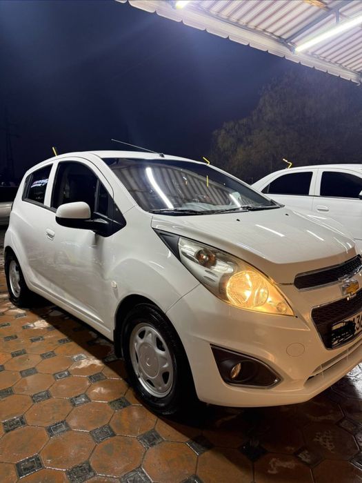 Spark Avtomat 2015 yil 112.000 km