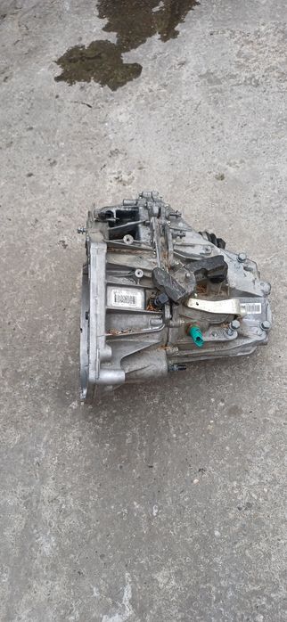 Cutie viteze Nissan 1.3  / an 2022 / cod 320106980R