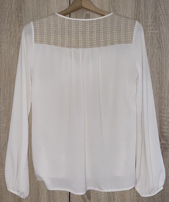 Дамска риза