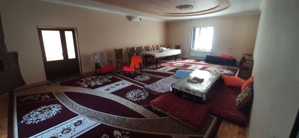 Жиззах шахрида жойлашганТурар жой ховли