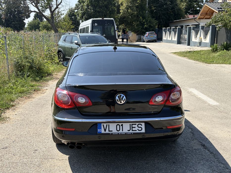 VW Passat CC 2.0 TDI 170 CP DSG – 2009 – 5.900 € negociabil