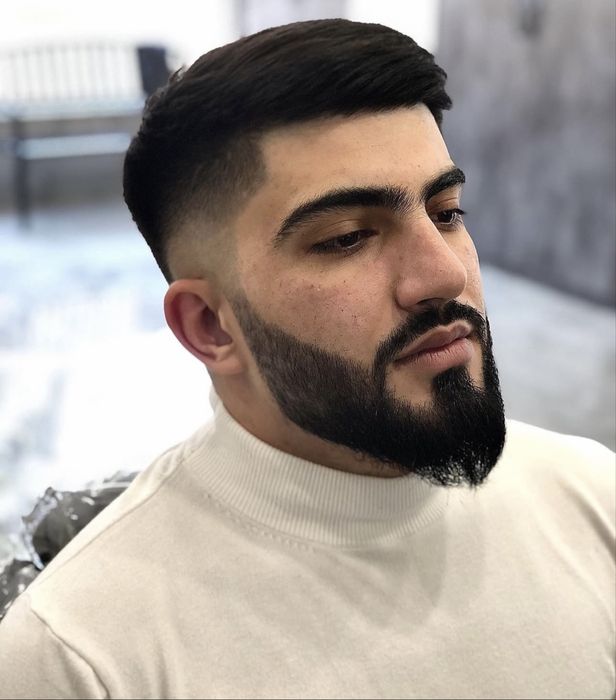 Стрижки борода покраска