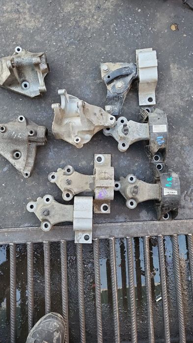 Tampoane motor Dacia Logan 1.2 tce 2013