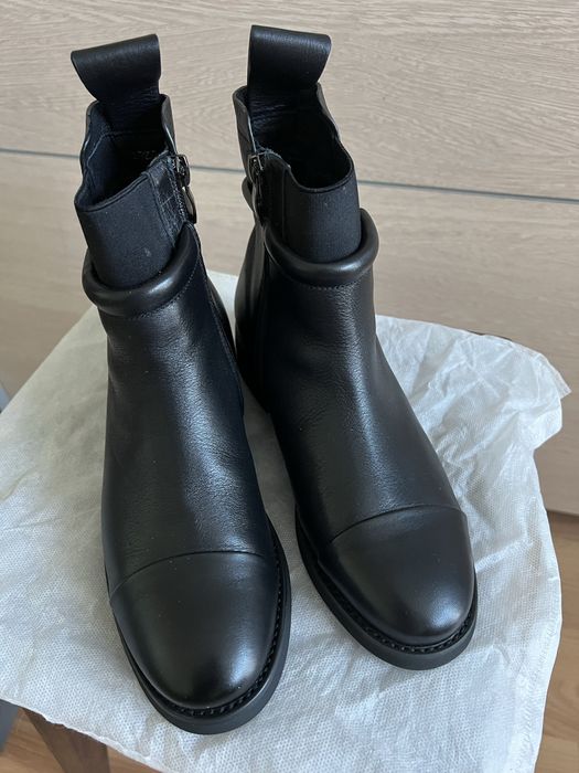 Полусапожки продам