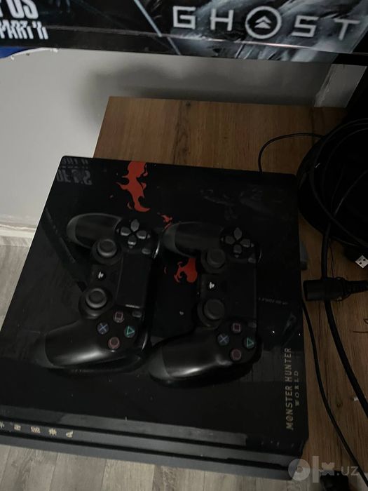 Play station 4 pro