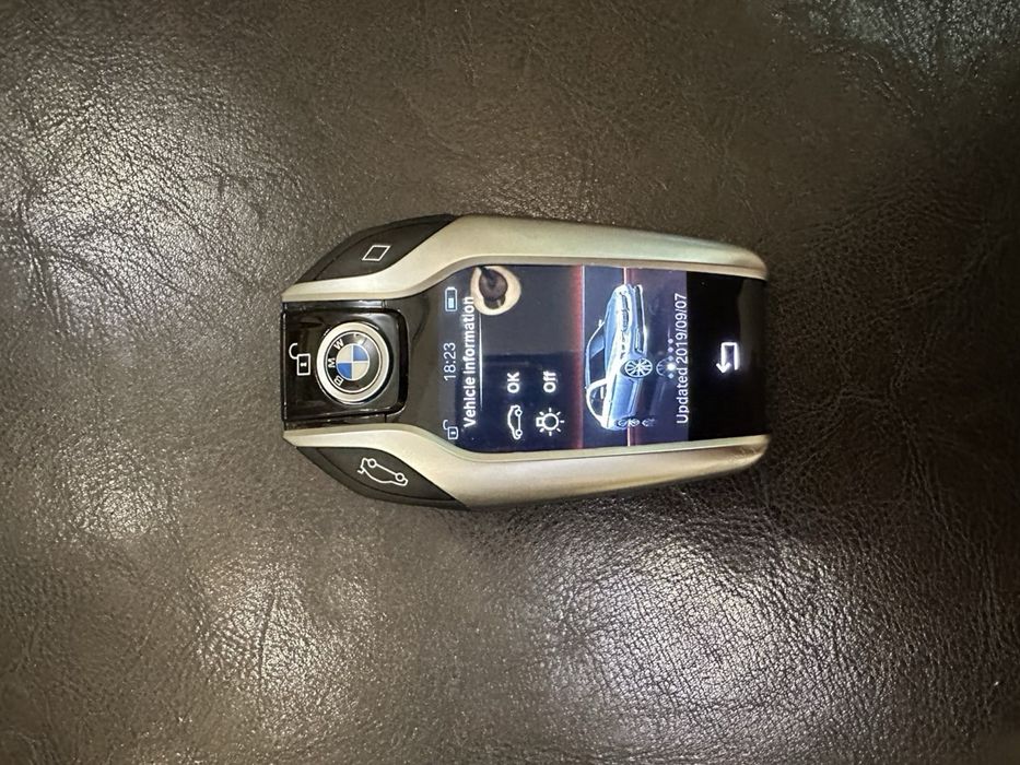 Ключ от BMW новый оригинал