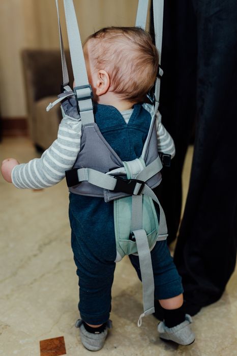 Ham 2 in 1 pentru asistarea la mers a bebelusului cu chilot detasabil