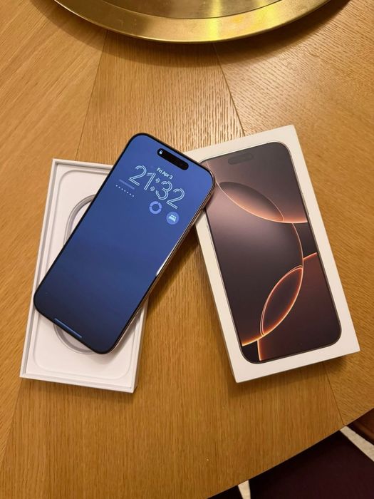Iphone 16 pro max in stare ca noua