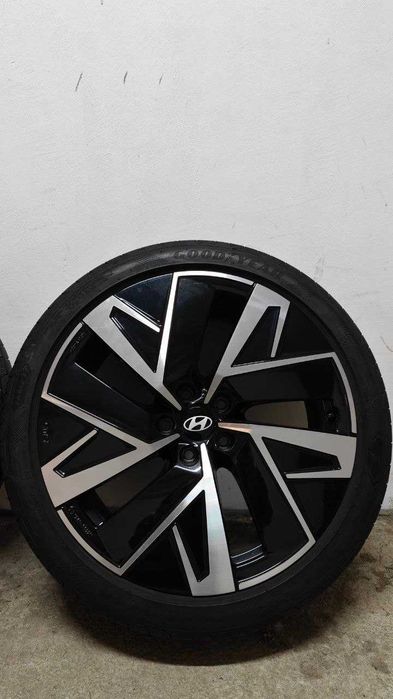 20" Оригинални джанти Hyundai + гуми GoodYear Eagle F1 245/40 R20 99V