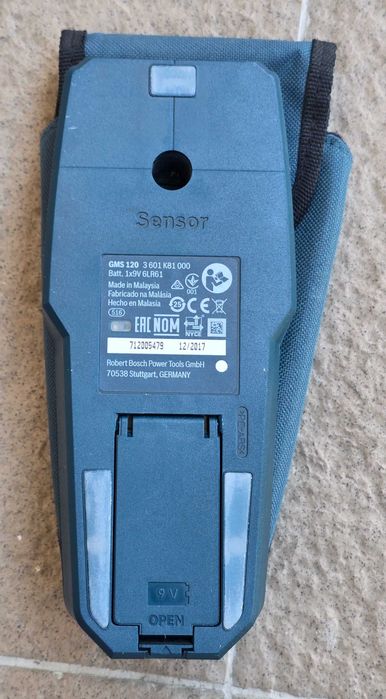 Detector, Bosch pentru fier/cupru/fire sub tensiune/structuri din lemn, GMS 120