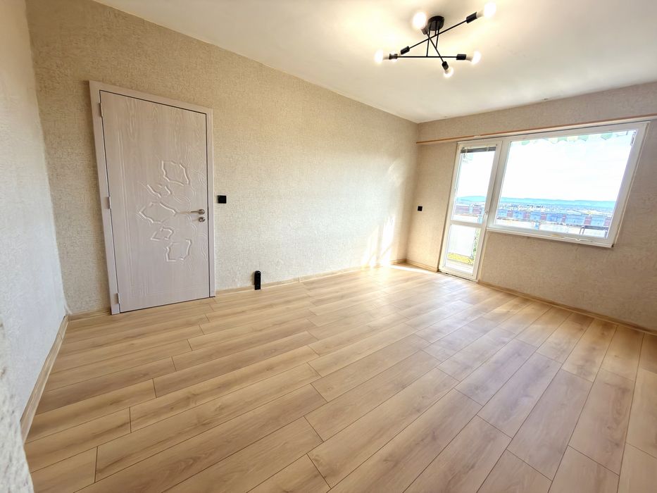 Продава се Двустаен апартамент в Лясковец - 42 кв.м за 1524 €/кв.м - Снимка #2