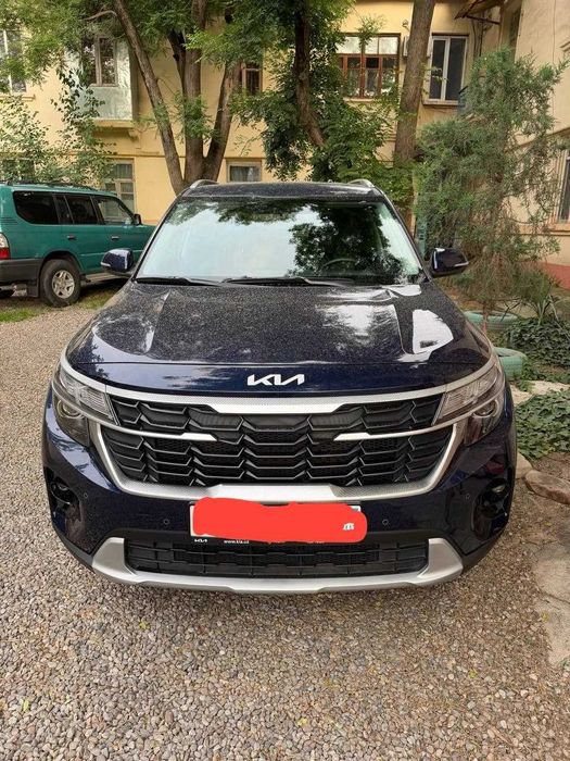 Продаётся авто KIA Seltos 2024 год