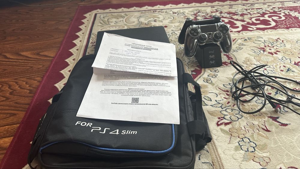 Play station 4 сатылады.