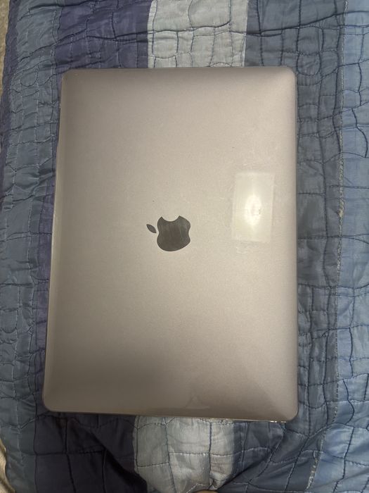Macbook air M1 в сером цвете