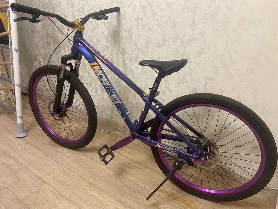 Продаю велосипед herec