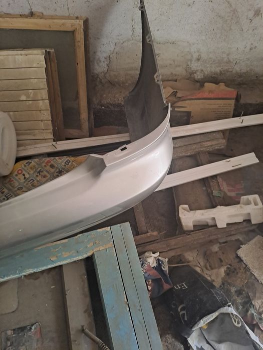 Задный вампер IS 300