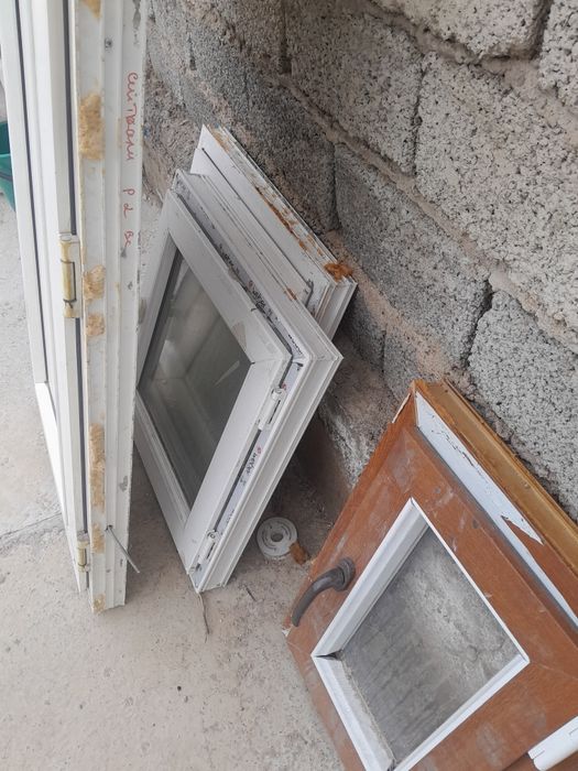 Пластиковые окна, дверь