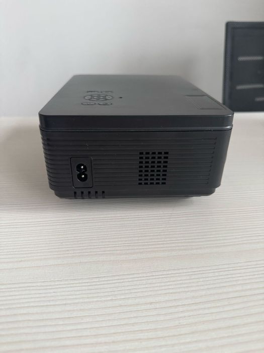 Проектор новый Китай