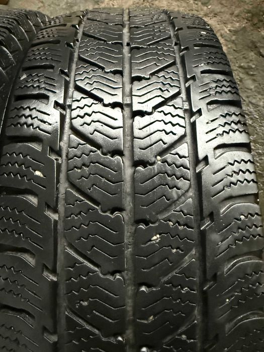 2x Anvelope iarna 215/65 R16C - Semperit Van Grip 3