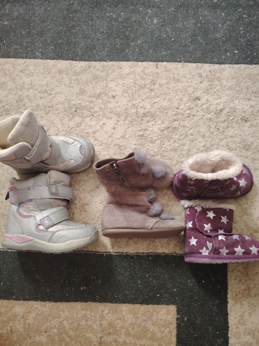 Продаётся детская обувь