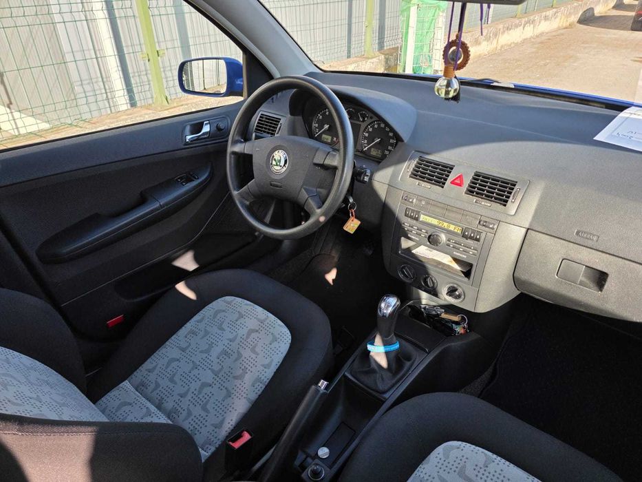SKODA Fabia 2004 — imagine 5