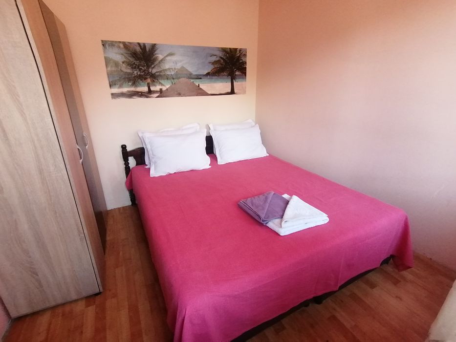 Апартамент за нощурки в центъра