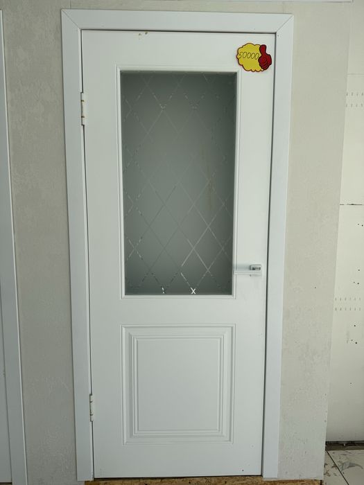 Жаңа есіктер сатылады 2.80мт. 1шт магазиннің жабылуна байланысты.