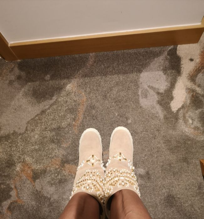 Cizme Casadei nr.37, aproape noi