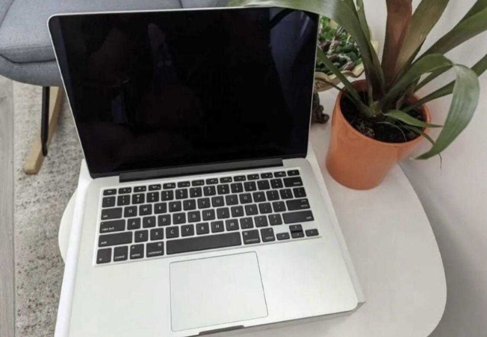 Macbook Pro 2015; 128 GB