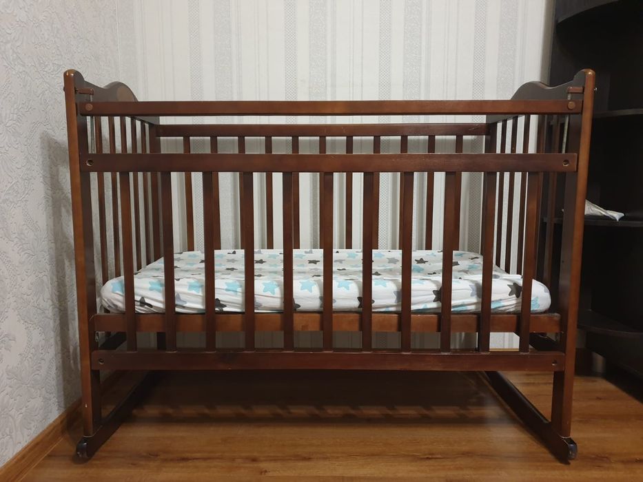 Продам детскую кровать