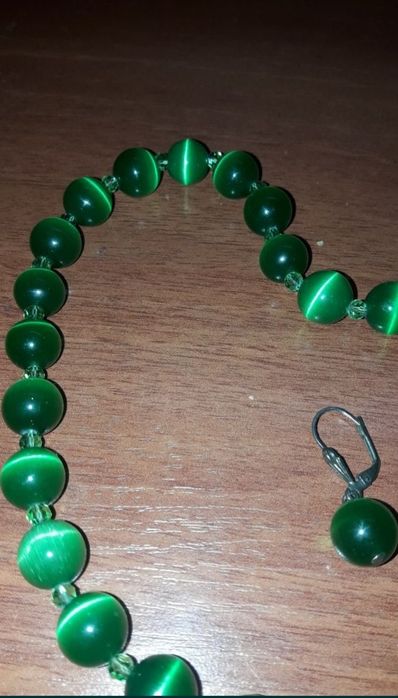 Набор из камня кошачий глаз