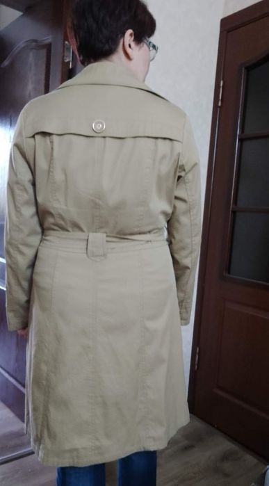 Женский тренч продается