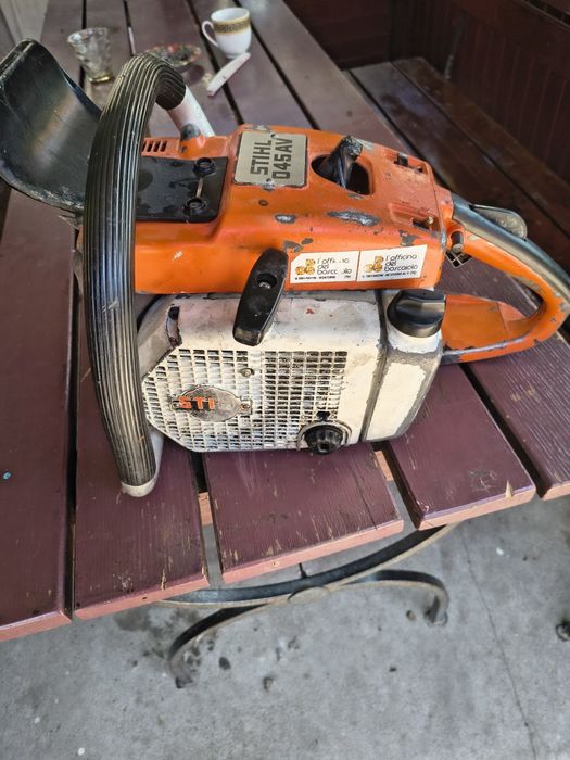 De vânzare sau schimb Stihl 045 AV