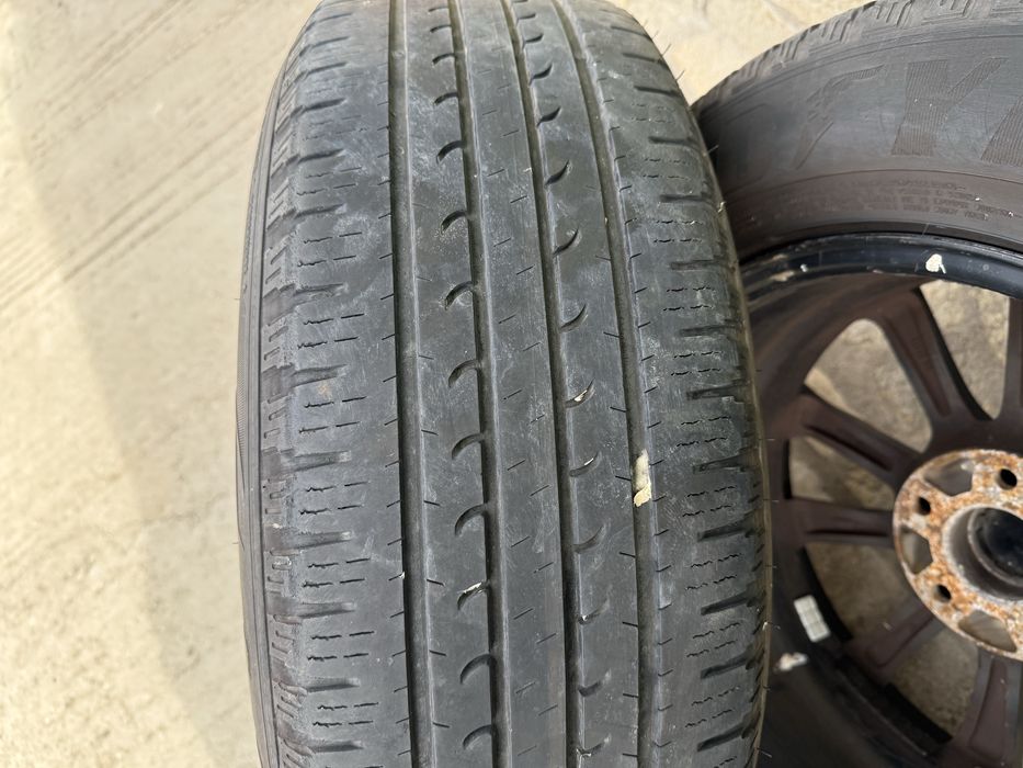 Продавам джанти с гуми 17-ки от Honda CRV 3