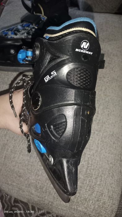 Продам коньки  р