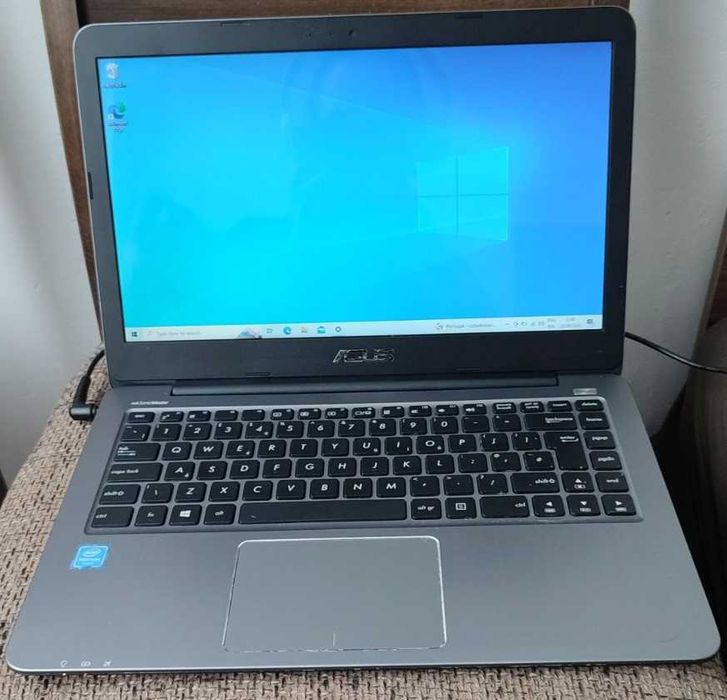 Лаптоп ASUS Notebook
