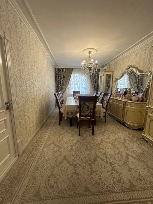 Продам свою банковскую квартиру Чиланзар Ц кв 4 комнатная 100m2